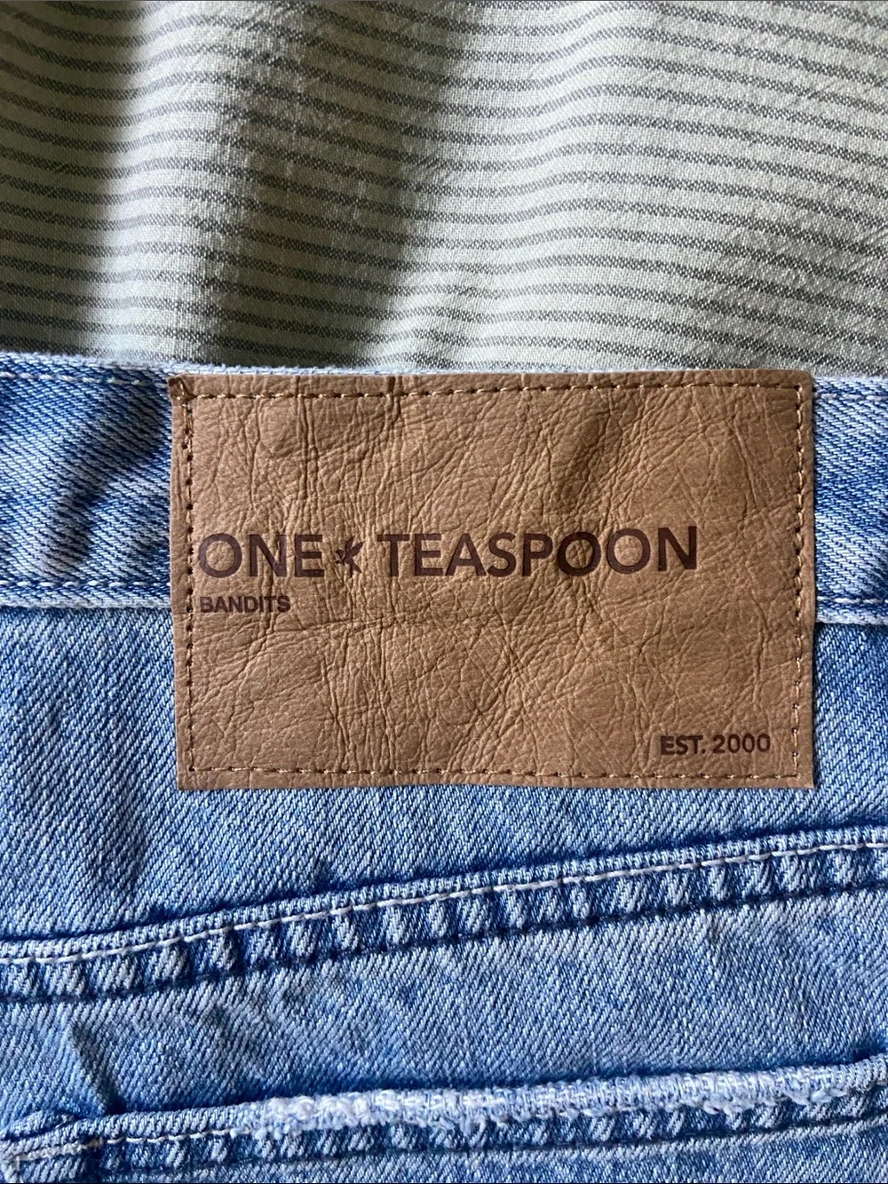 One Teaspoon Vintage Light Blue Denim Rolled-Hem Shorts
